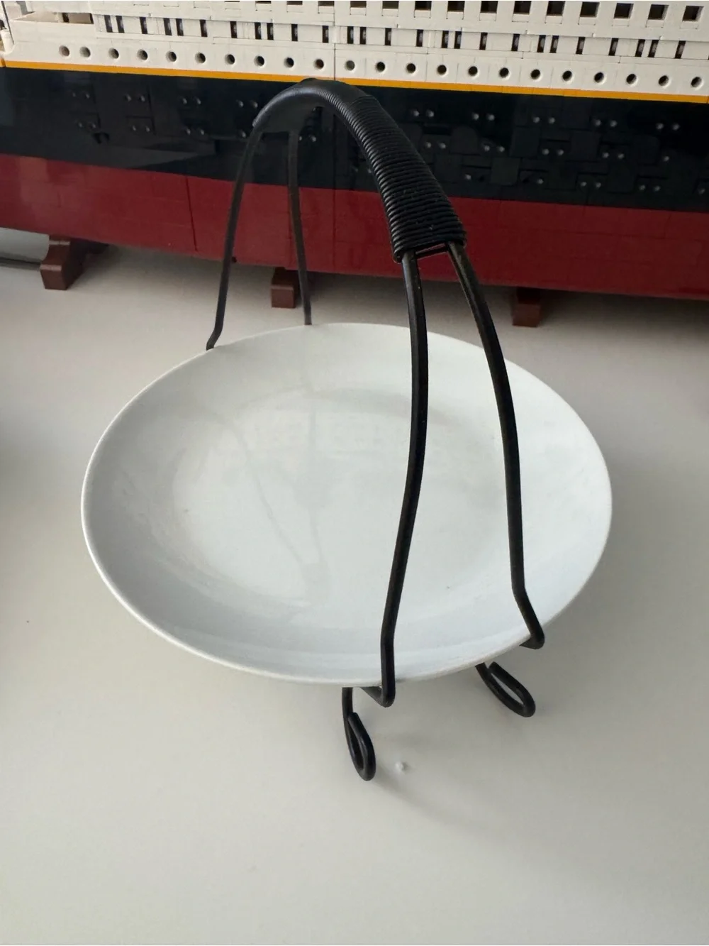 8” White Porcelain Serving Bowl with Decorative Metal Handle